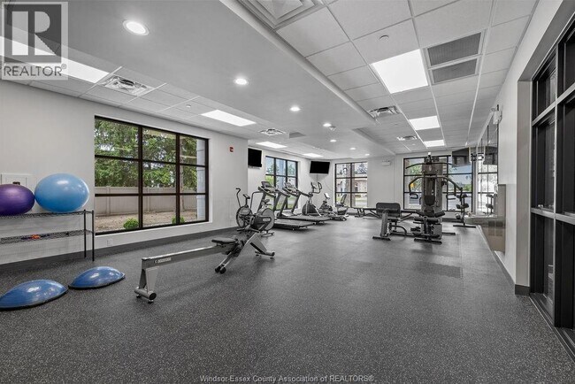 Building Photo - 3817 Howard Ave