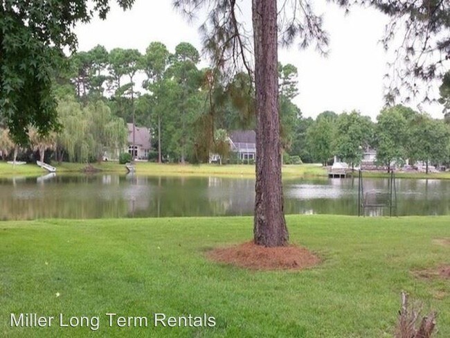 Building Photo - 4 br, 3 bath House - 7 Allyan Court