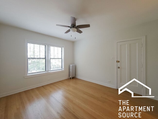 Foto del edificio - 4622 N Winchester Ave