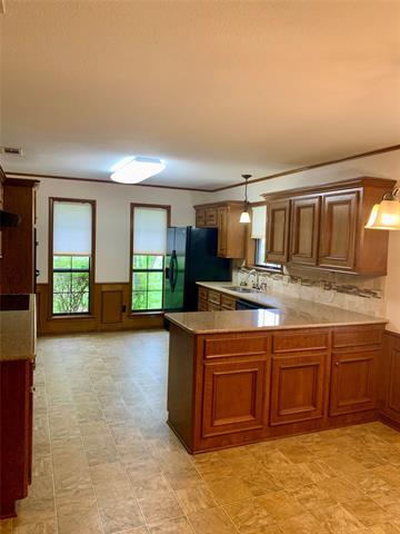 Building Photo - 1192 Oval Dr