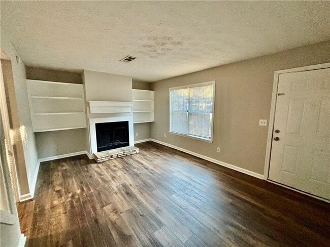 Foto del edificio - 97 Caboose Ct NW