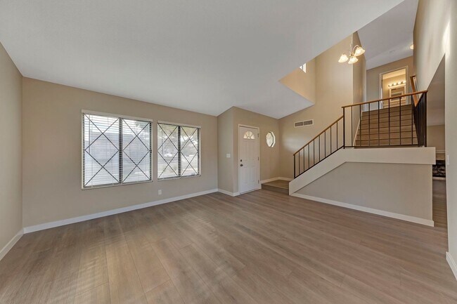 Foto del edificio - 3158 Laurel Ave