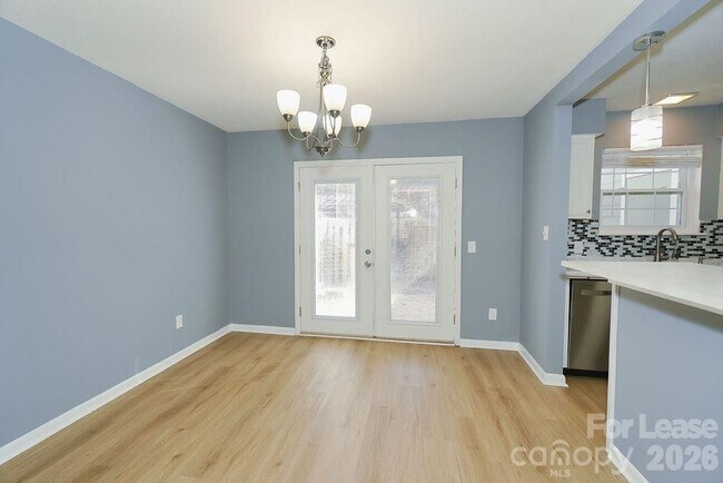 Building Photo - 3274 Heathstead Place