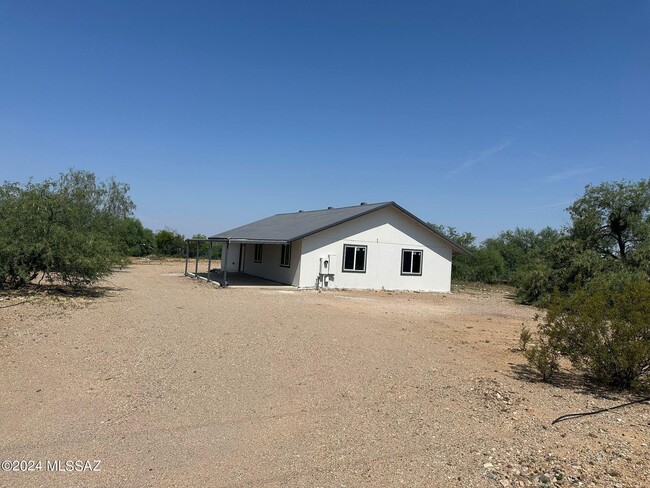 Building Photo - 3614 S Bopp Pl