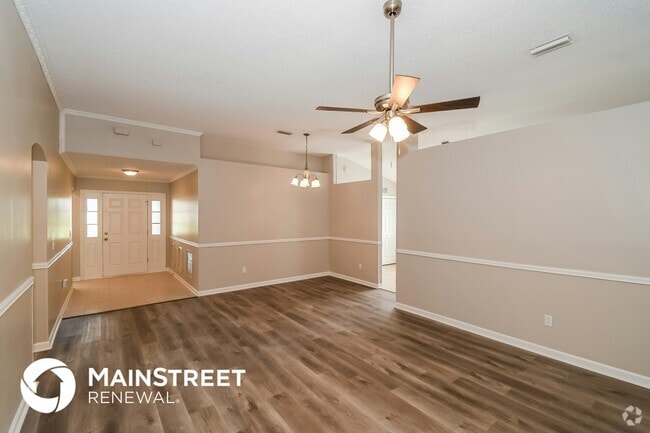 Building Photo - 7104 Rapid River Dr W