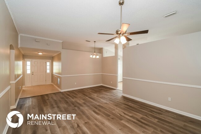 Building Photo - 7104 Rapid River Dr W