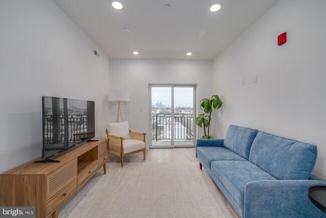 Foto del edificio - 2400 E Huntingdon St