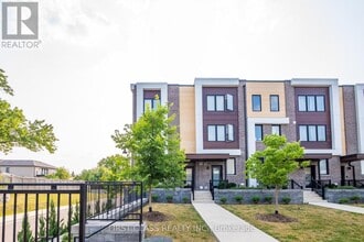Building Photo - 5-100 Roding St