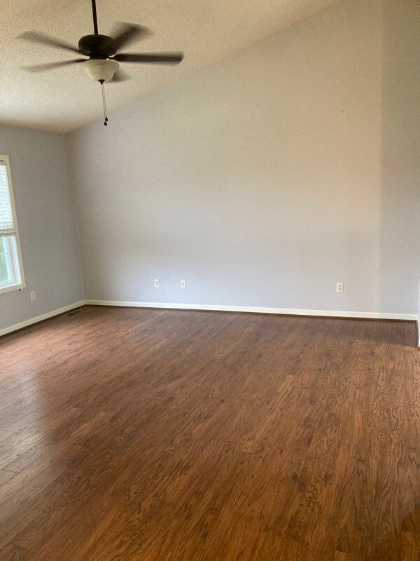 Building Photo - 23 Maple Ridge Ct