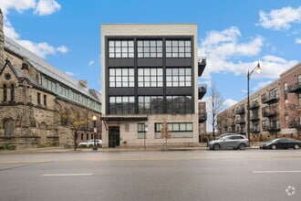 Building Photo - 1918 S Michigan Ave