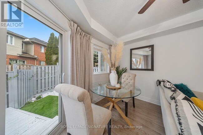 Photo du bâtiment - 19 Spadina Rd