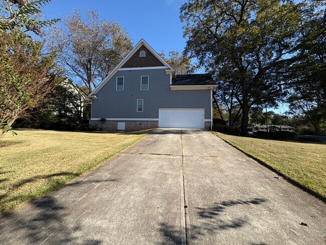 Foto del edificio - 1736 Brockett Rd