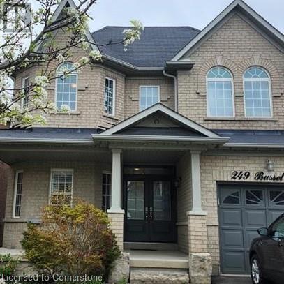 Photo principale - 249 Bussel Crescent
