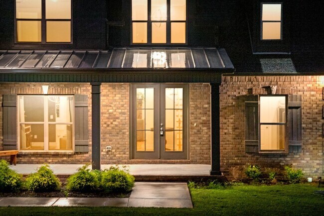 Foto del edificio - Stunner West of Nashville