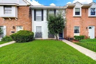 Building Photo - 6723 Tarnef Dr