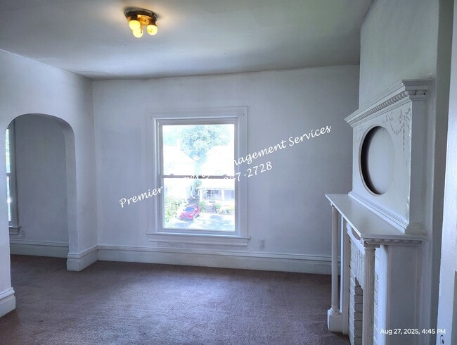 Building Photo - 1005 Highland Ave