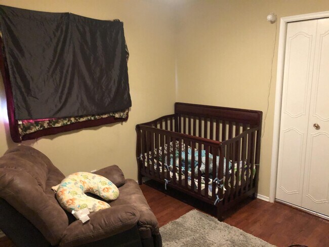 Foto del edificio - 4161 Woodcreek Ln