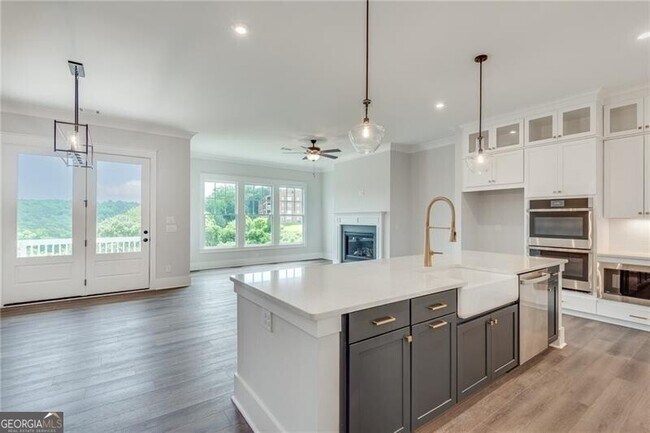 Foto del edificio - 425 Maplewood Dr