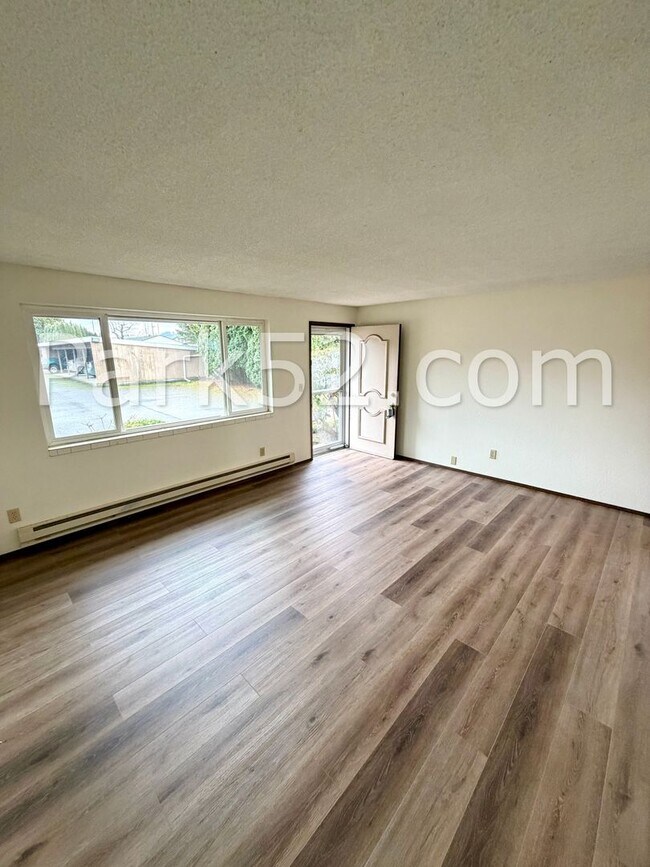 Foto del edificio - Downtown Puyallup 2 Bedroom Apartment