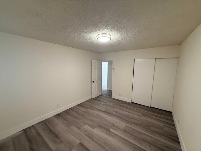Foto del edificio - 632 Abbey Ln