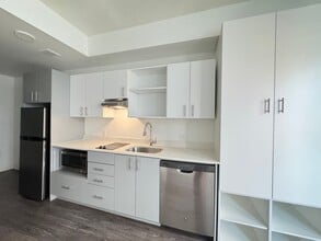 Interior Photo - Derby Slabtown