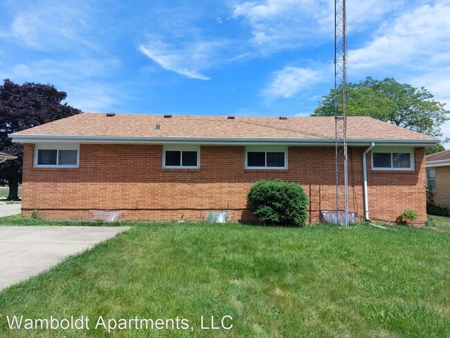 Building Photo - 3 br, 2 bath House - 2626 Oregon Street