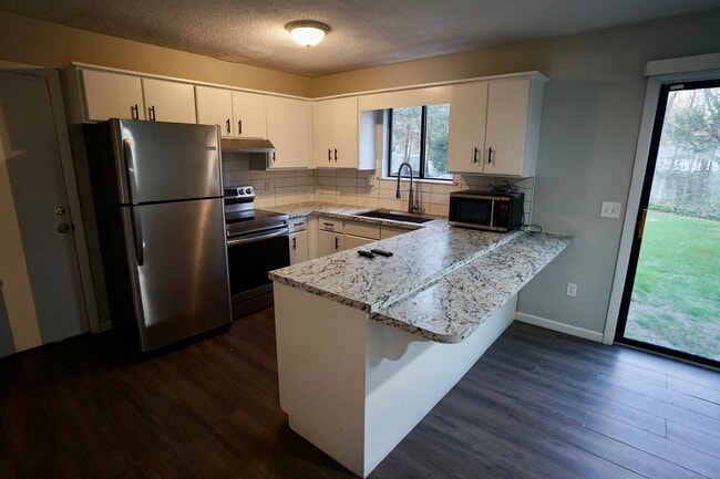 Foto del edificio - 188 Moreland Ave