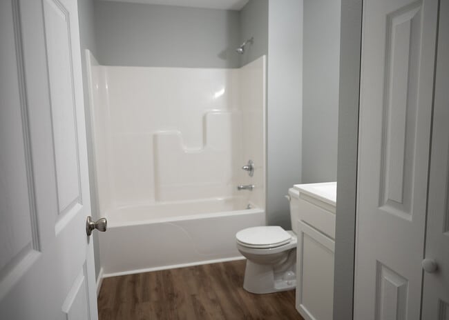 Building Photo - 813 N Main St