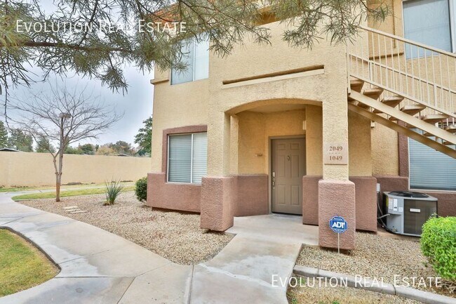 Foto del edificio - 2134 E Broadway Rd