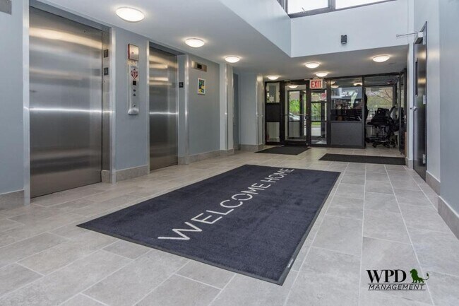 Foto del edificio - 2 bedroom in Chicago IL 60621