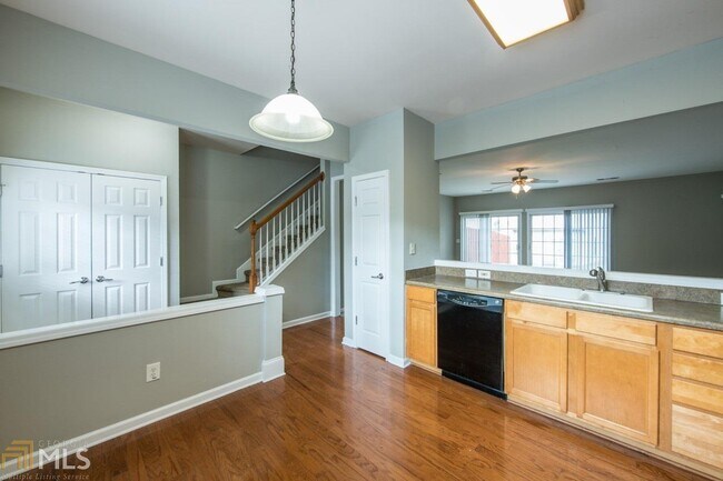 Building Photo - 3003 Deerborne Ct
