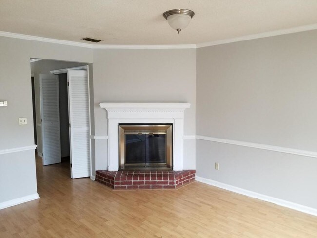 Building Photo - 338-S2 Haven Drive