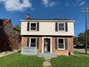 Building Photo - 4800 Harvard Rd
