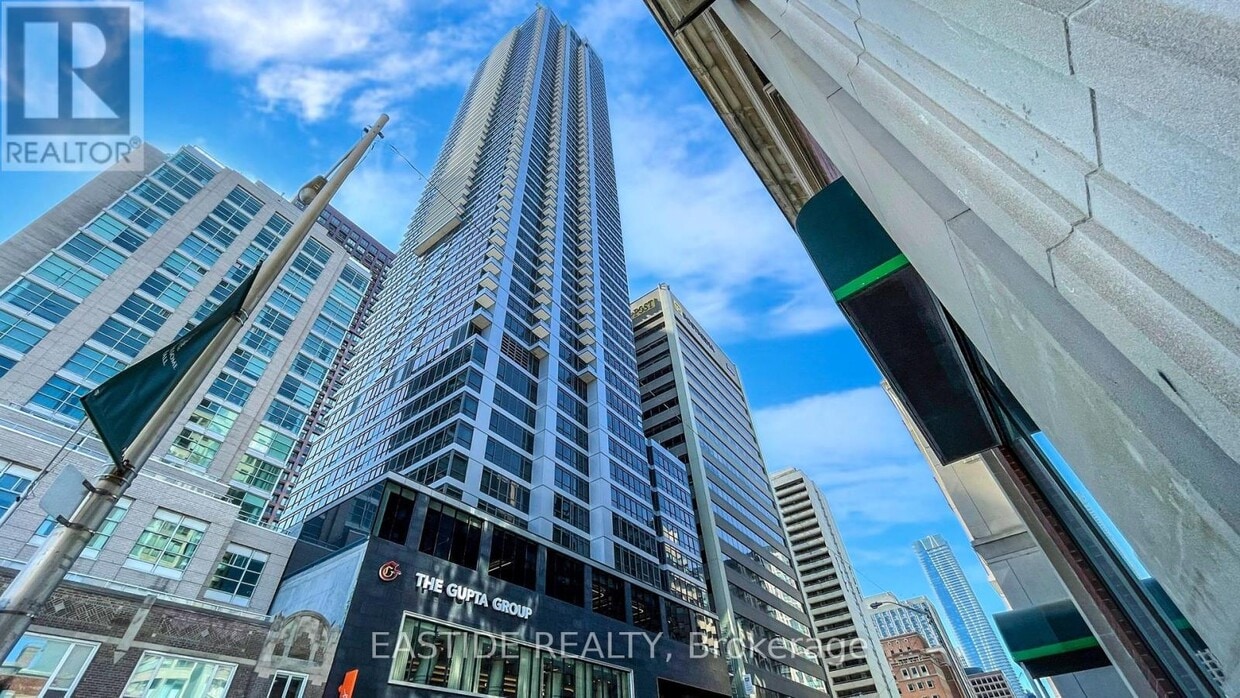 Primary Photo - 395-5395 Bloor St E