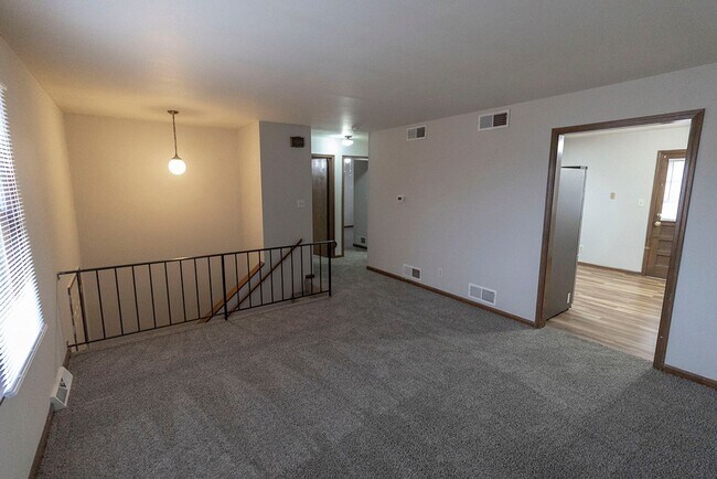 Building Photo - 4465-4467 Santa Anna Dr.