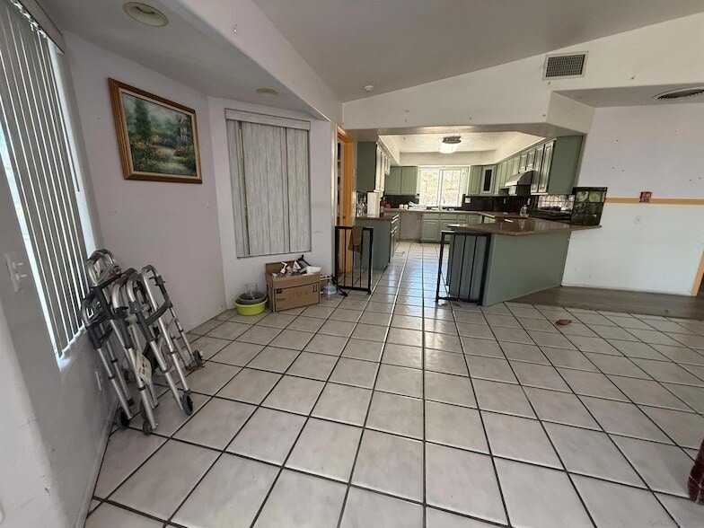 Building Photo - 16031 Pomerado Rd