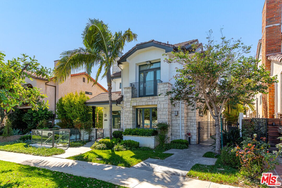 Primary Photo - 612 Lincoln Blvd