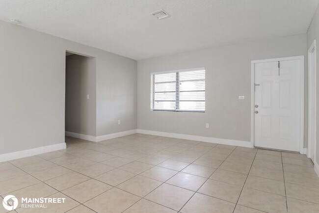 Building Photo - 19000 NW 5th Ave, Miami Gardens, FL 33169