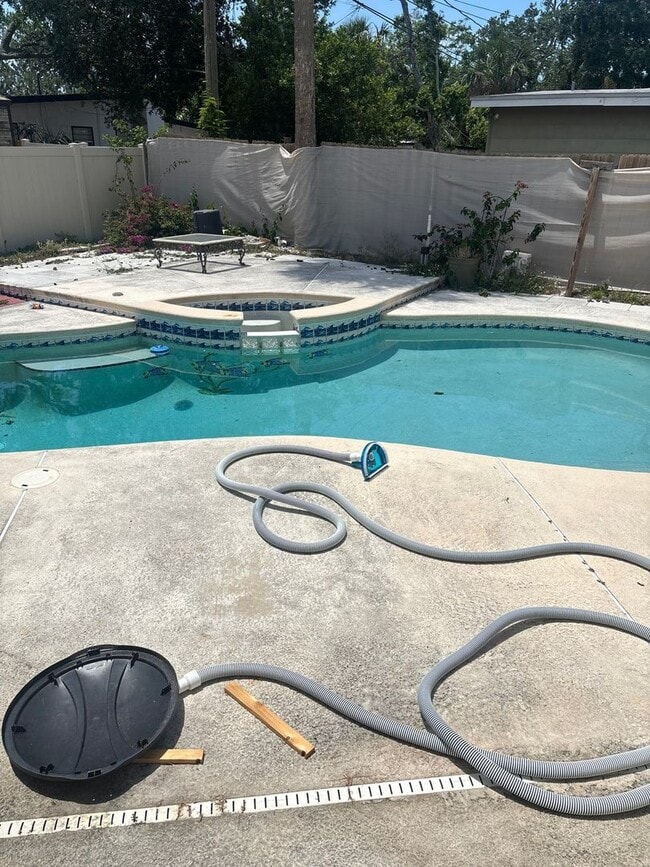 Building Photo - 7300 11th Ave N