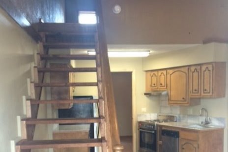 Building Photo - 1401 Stone St