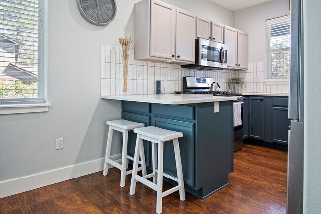 Building Photo - 61039 Honkers Ln