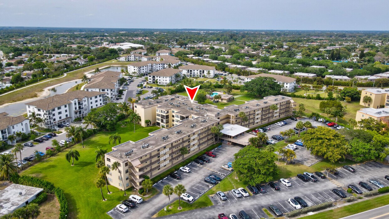 Primary Photo - 9355 SW 8th St