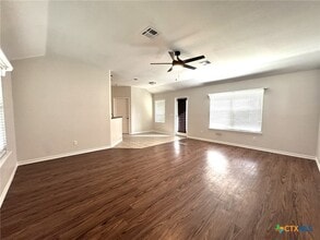 Building Photo - 2038 Bentwood Dr