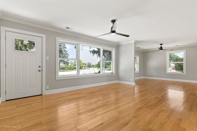 Foto del edificio - 8331 W Gunnison St