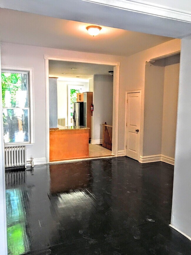 Foto del edificio - 371 Bergen Ave