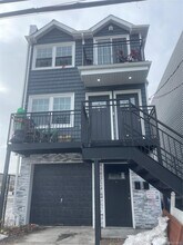 Building Photo - 1-57 Beach 25th St
