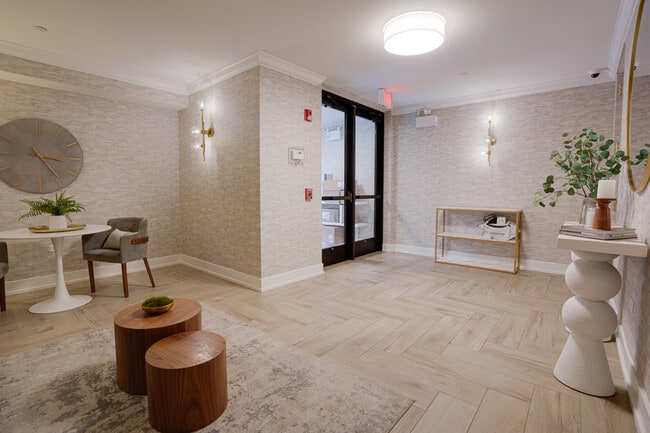 Foto del edificio - 1781 Tudor Ln