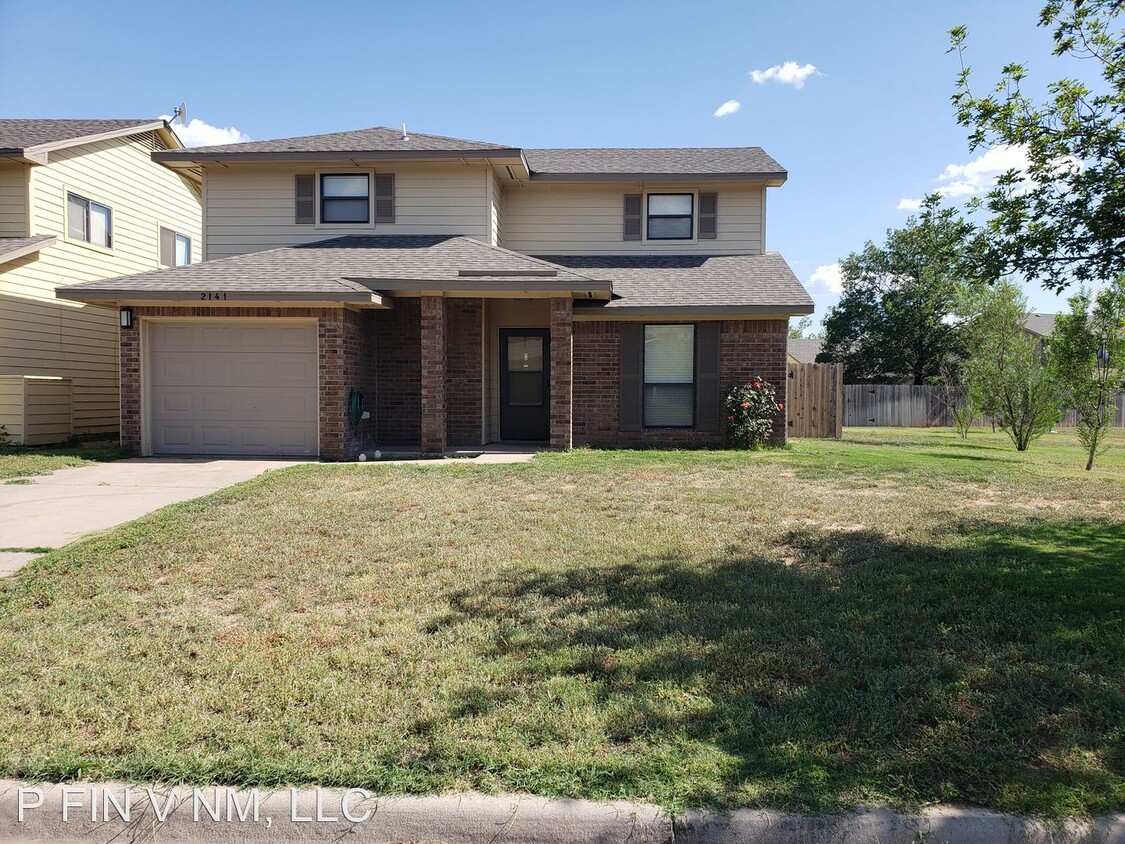 Foto principal - 4 br, 2.5 bath House - 2141 Pojoaque Ct