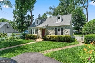Building Photo - 7312 Poplar Ct
