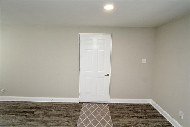 Building Photo - 5210 Chattahoochee St